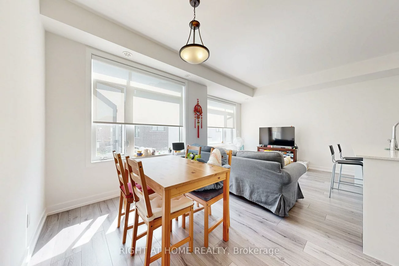 3058, Sixth, 1008 - GO Glenorchy, Oakville