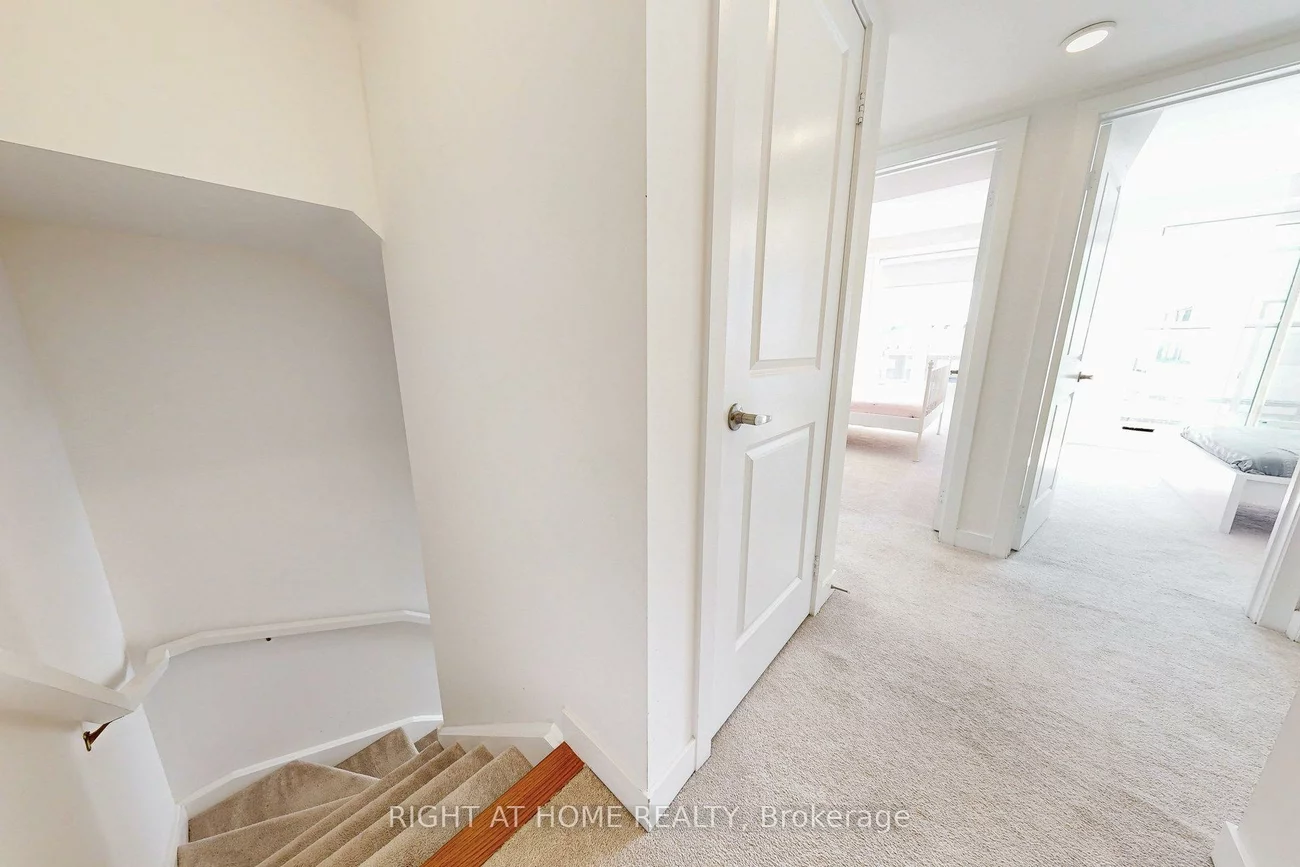 3058, Sixth, 1008 - GO Glenorchy, Oakville