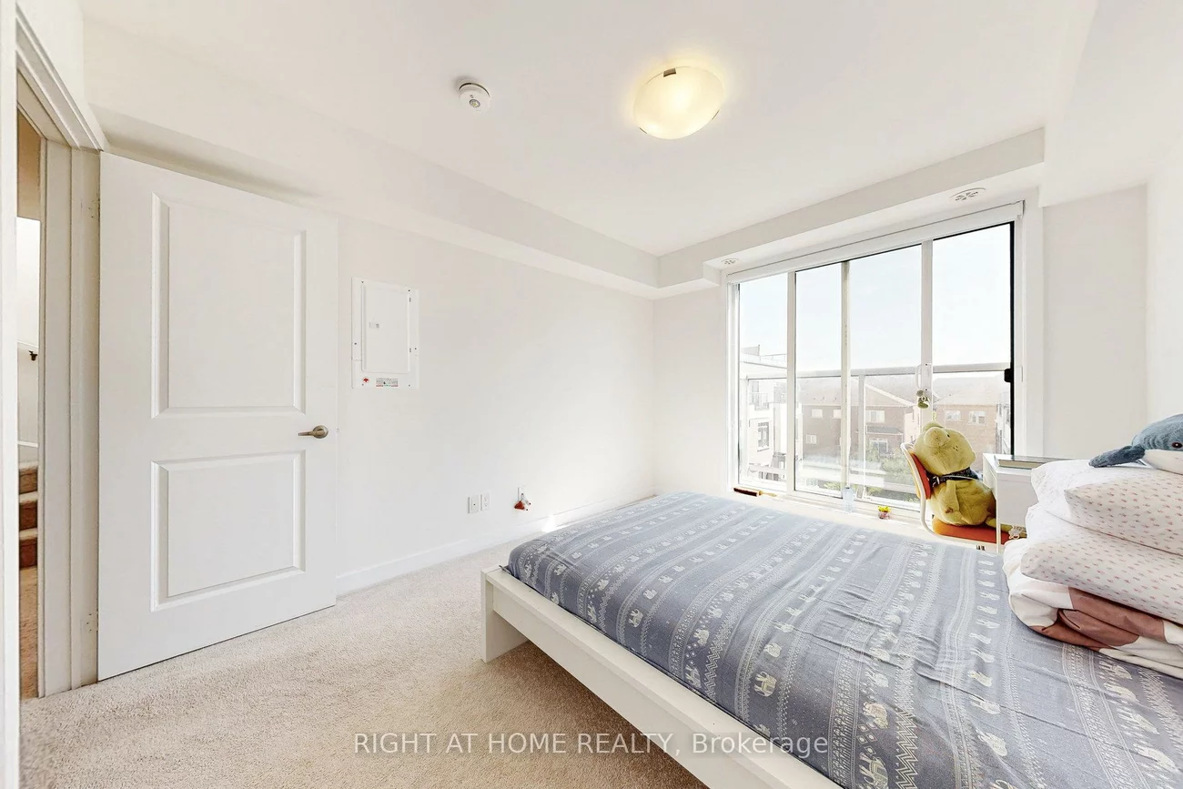 3058, Sixth, 1008 - GO Glenorchy, Oakville