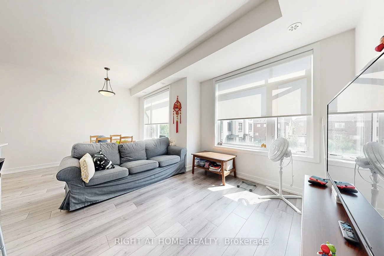3058, Sixth, 1008 - GO Glenorchy, Oakville