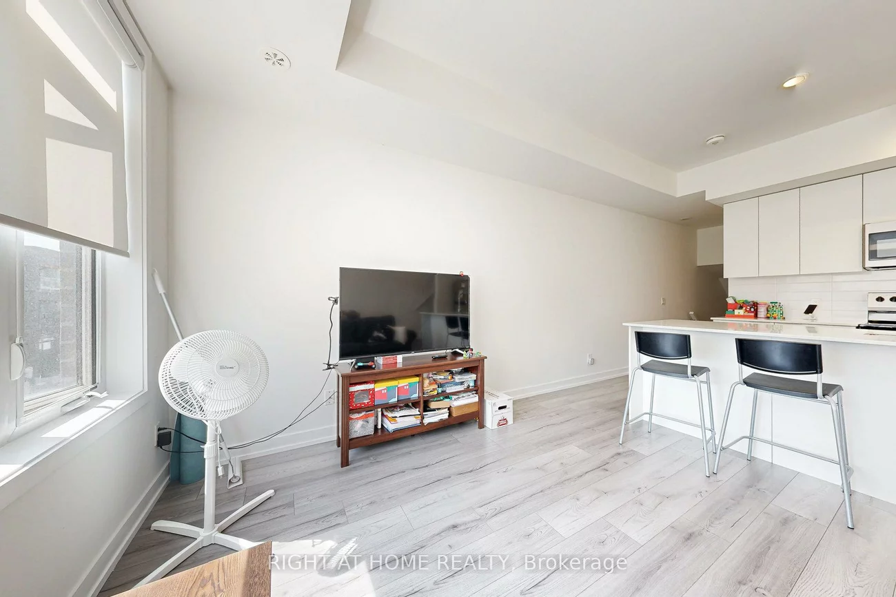 3058, Sixth, 1008 - GO Glenorchy, Oakville