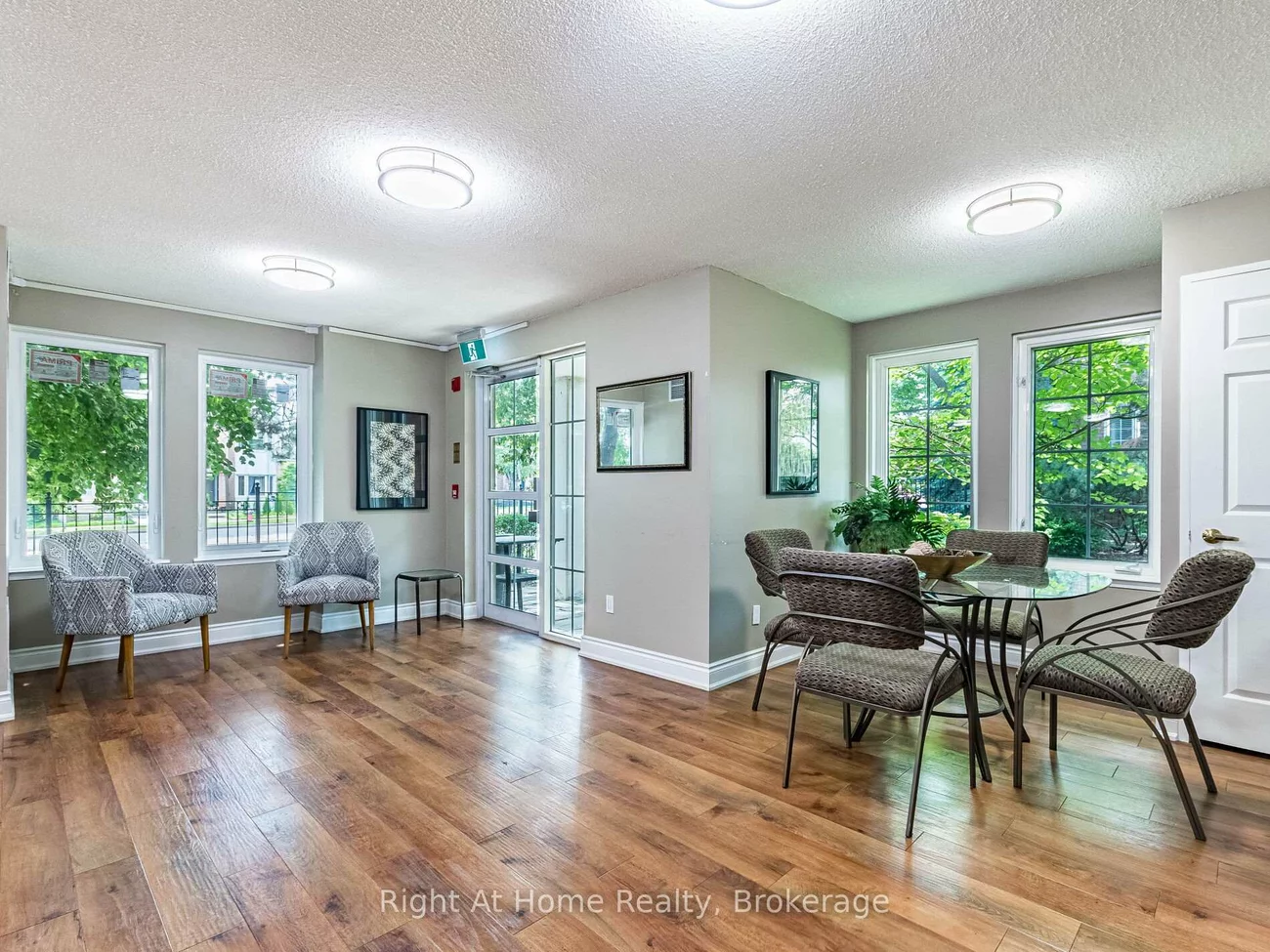 2300, Parkhaven, 1015 - RO River Oaks, Oakville