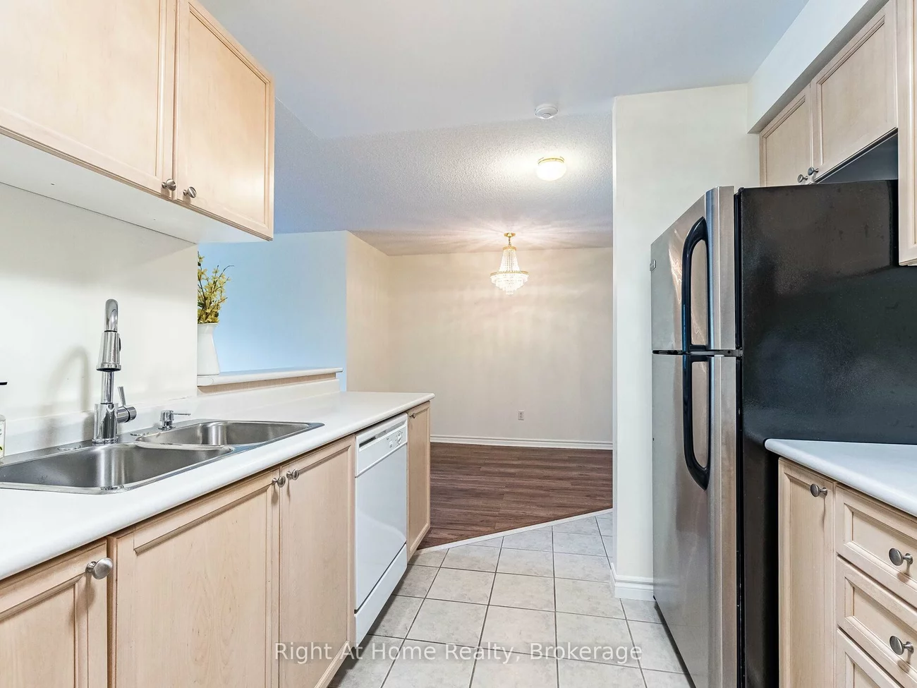 2300, Parkhaven, 1015 - RO River Oaks, Oakville
