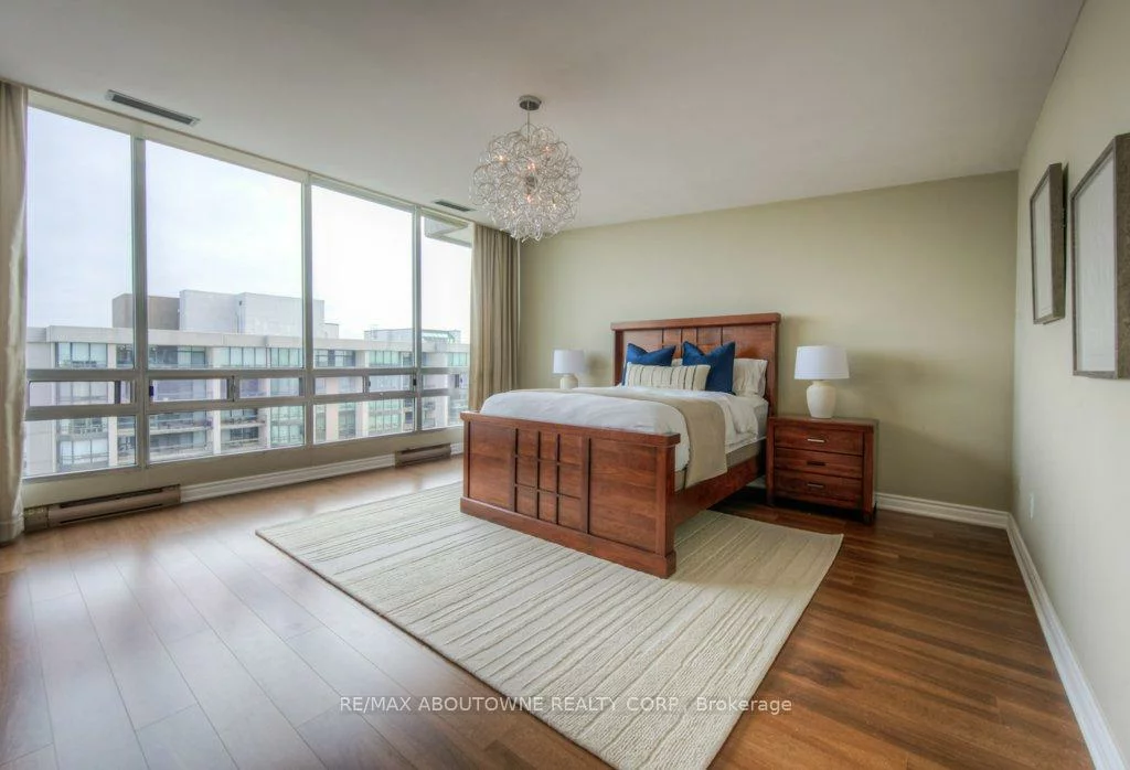 2180, Marine, 1001 - BR Bronte, Oakville