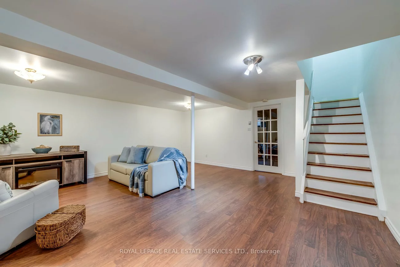 1444, Sixth, 1003 - CP College Park, Oakville