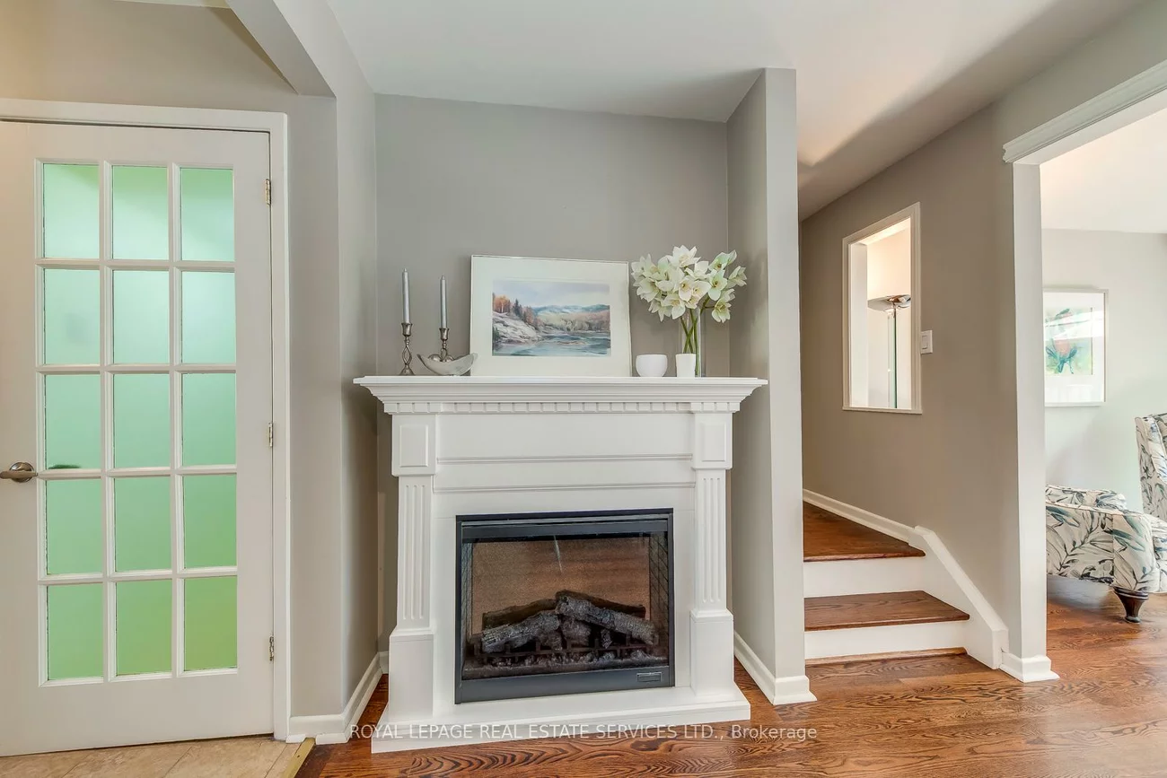 1444, Sixth, 1003 - CP College Park, Oakville