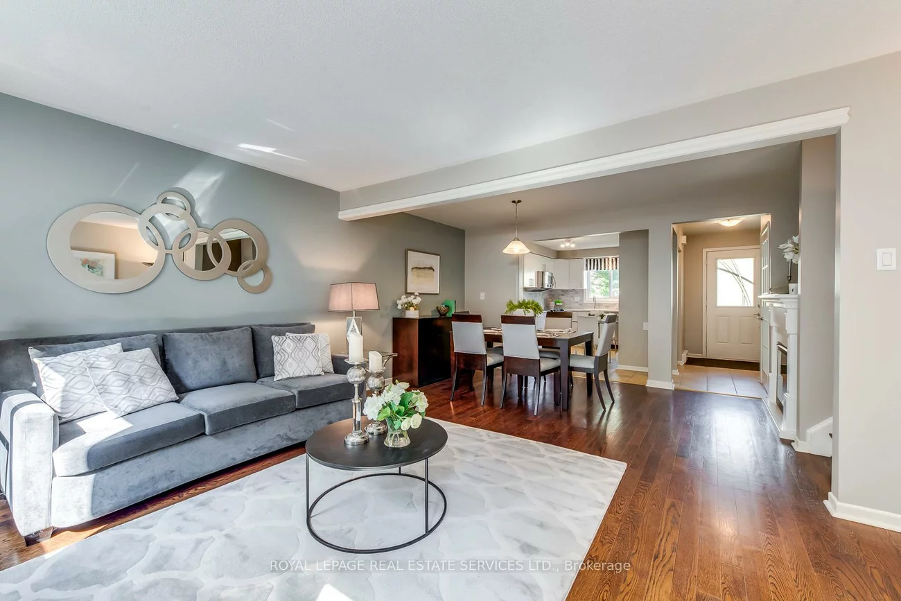 1444, Sixth, 1003 - CP College Park, Oakville