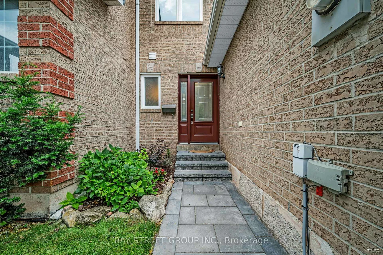 1240, Westview, 1022 - WT West Oak Trails, Oakville