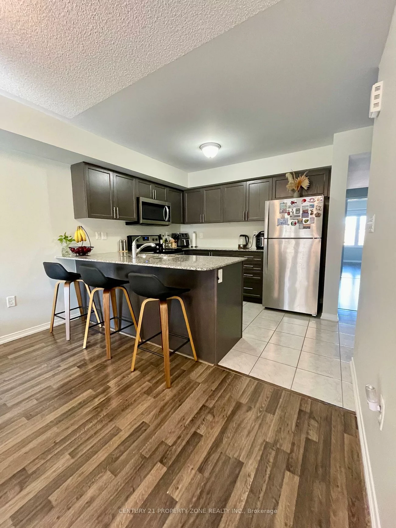 2500, Post, 1015 - RO River Oaks, Oakville
