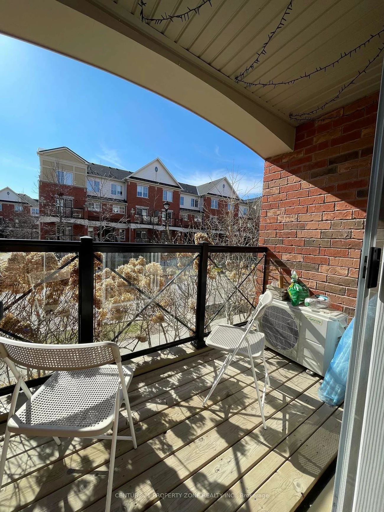 2500, Post, 1015 - RO River Oaks, Oakville