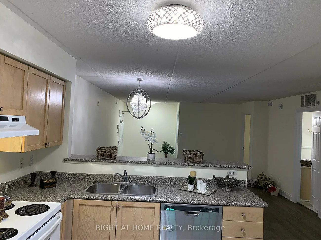 1480, Bishops, 1007 - GA Glen Abbey, Oakville