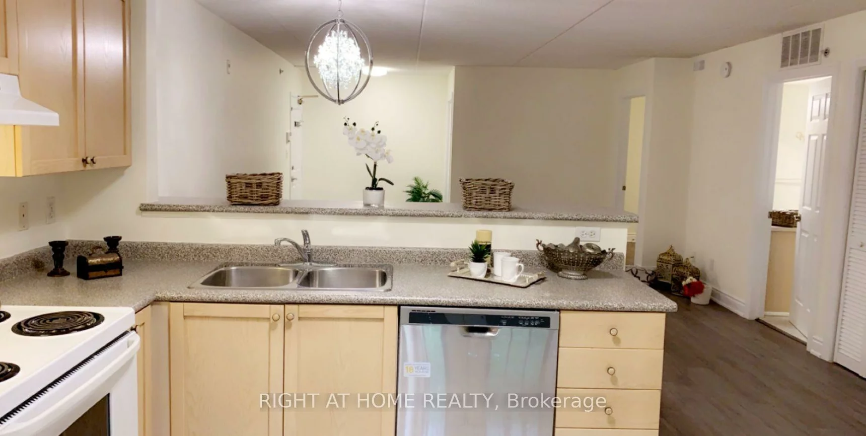 1480, Bishops, 1007 - GA Glen Abbey, Oakville