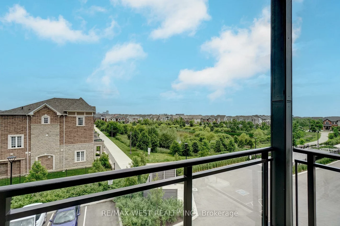 3285, Carding Mill, 1008 - GO Glenorchy, Oakville