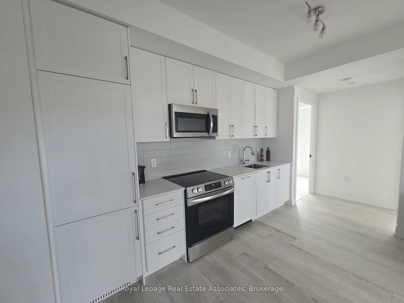 2450, Old Bronte, 1000 - BC Bronte Creek, Oakville