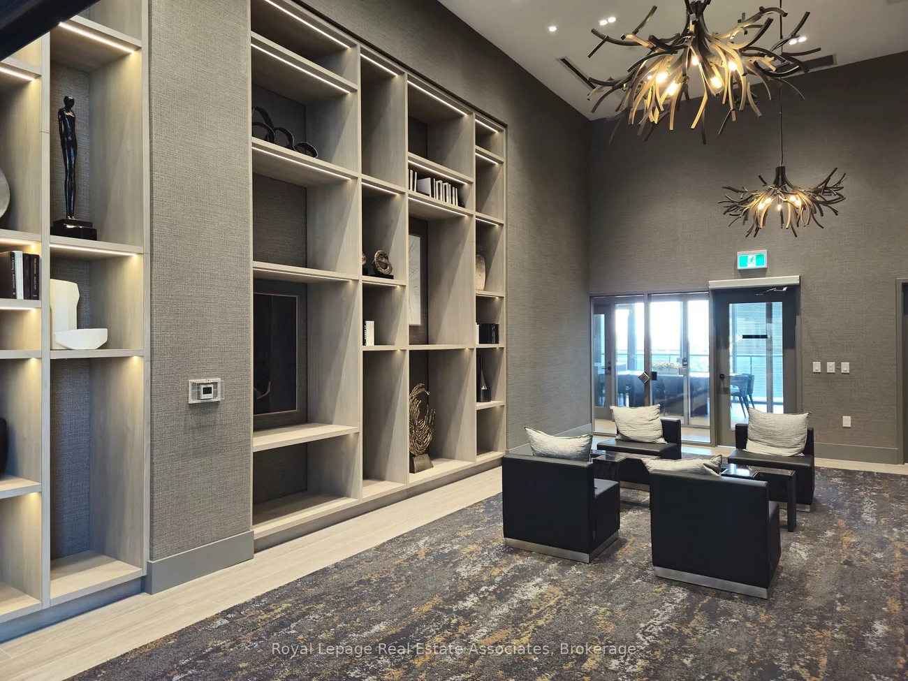 2450, Old Bronte, 1000 - BC Bronte Creek, Oakville