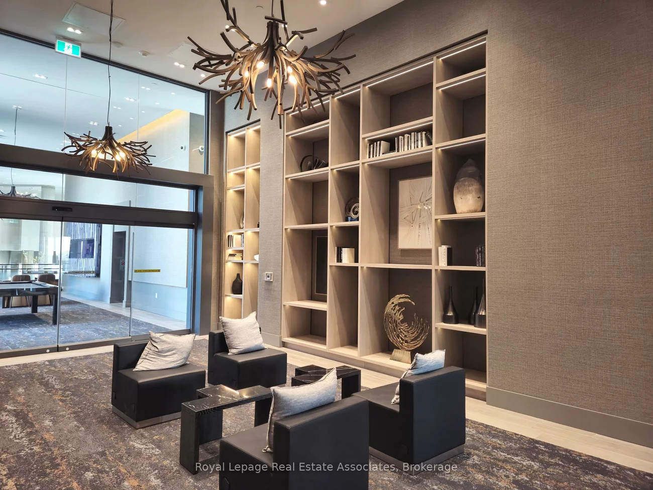2450, Old Bronte, 1000 - BC Bronte Creek, Oakville