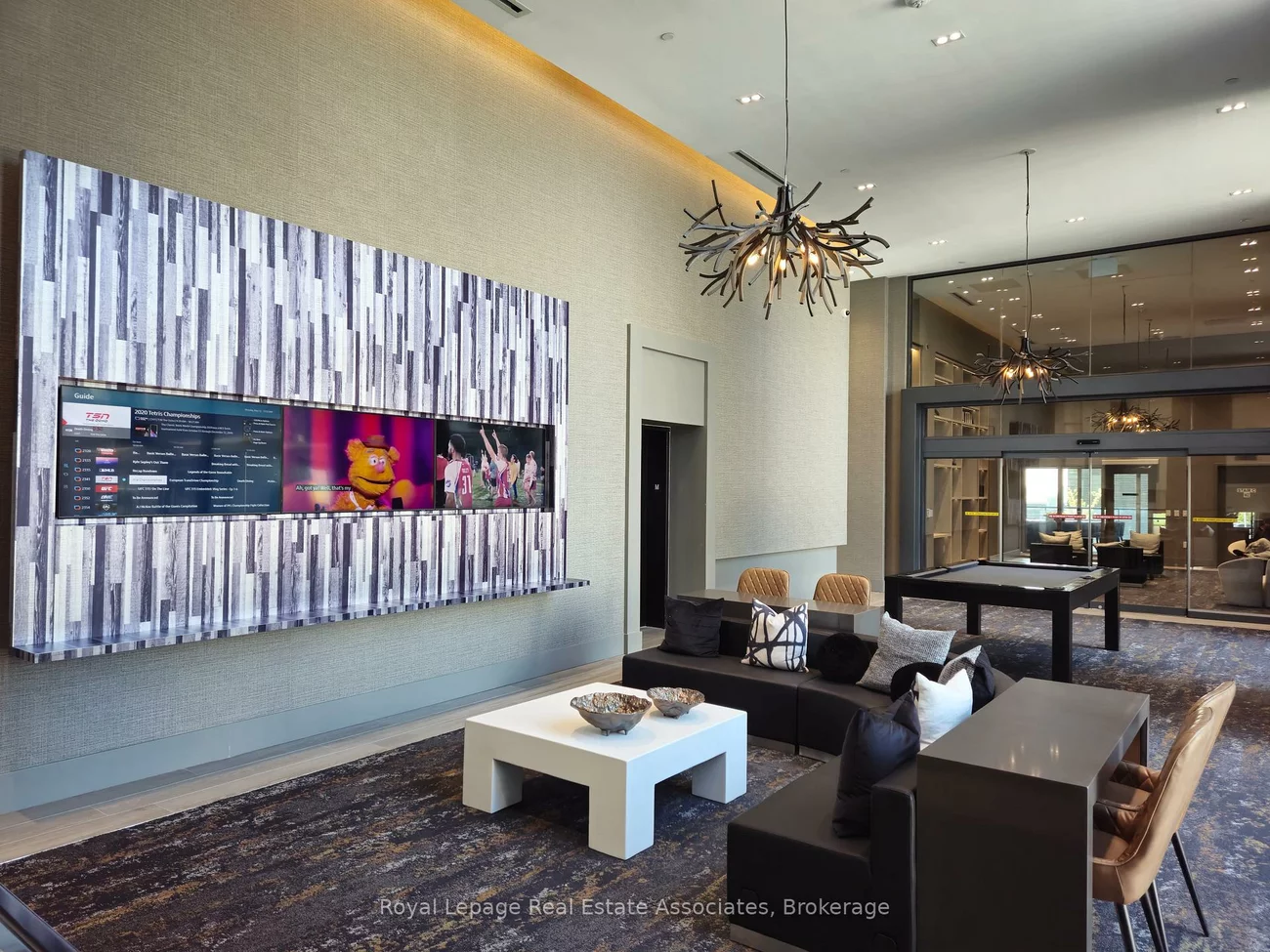 2450, Old Bronte, 1000 - BC Bronte Creek, Oakville