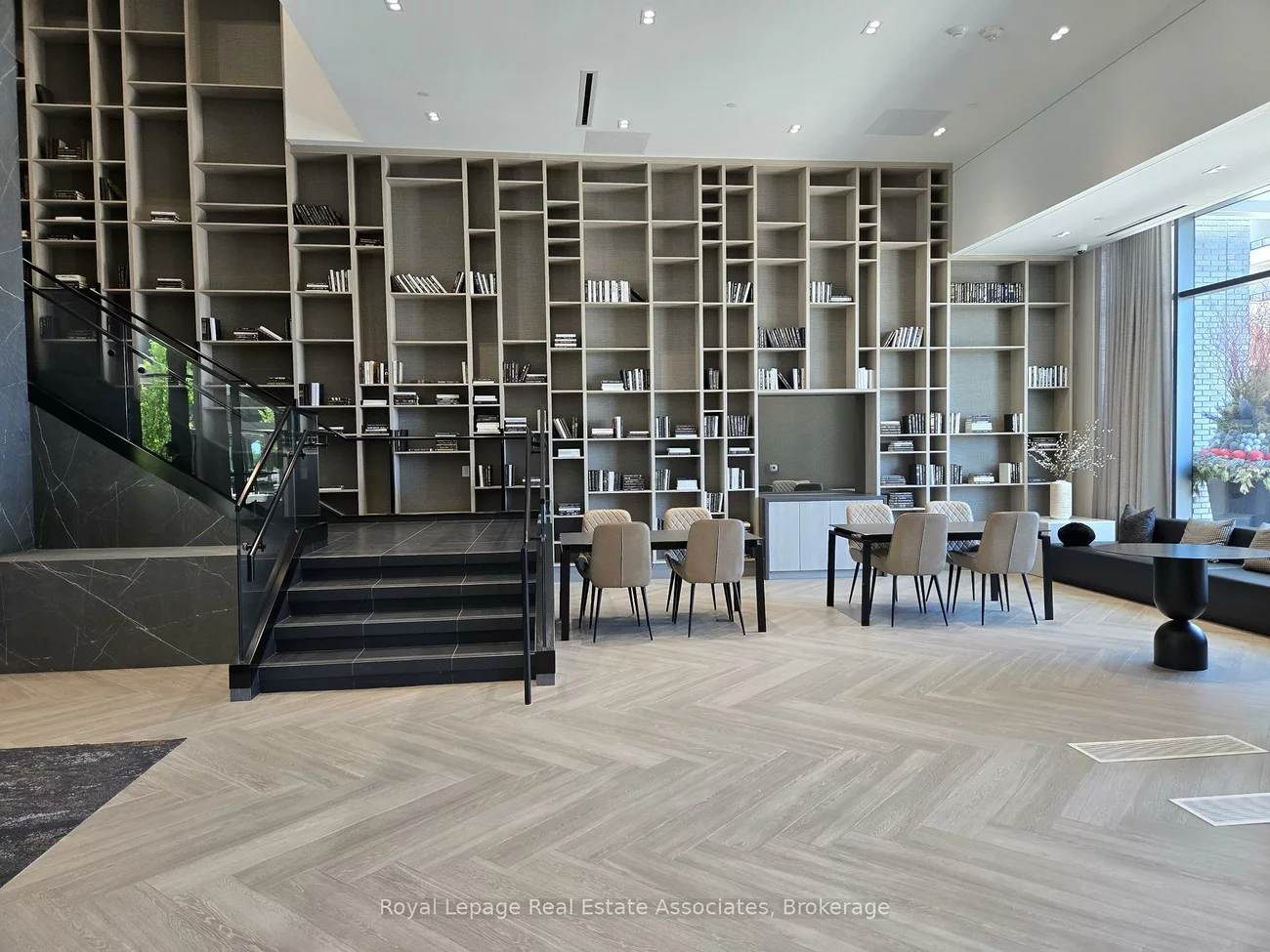2450, Old Bronte, 1000 - BC Bronte Creek, Oakville