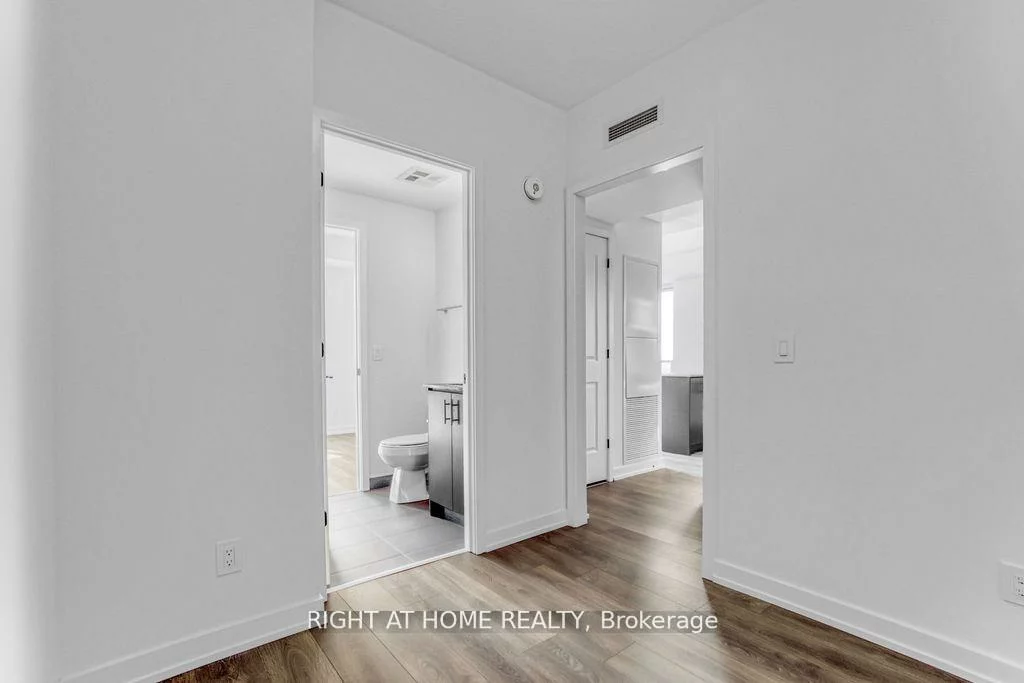 335, Wheat Boom, 1010 - JM Joshua Meadows, Oakville