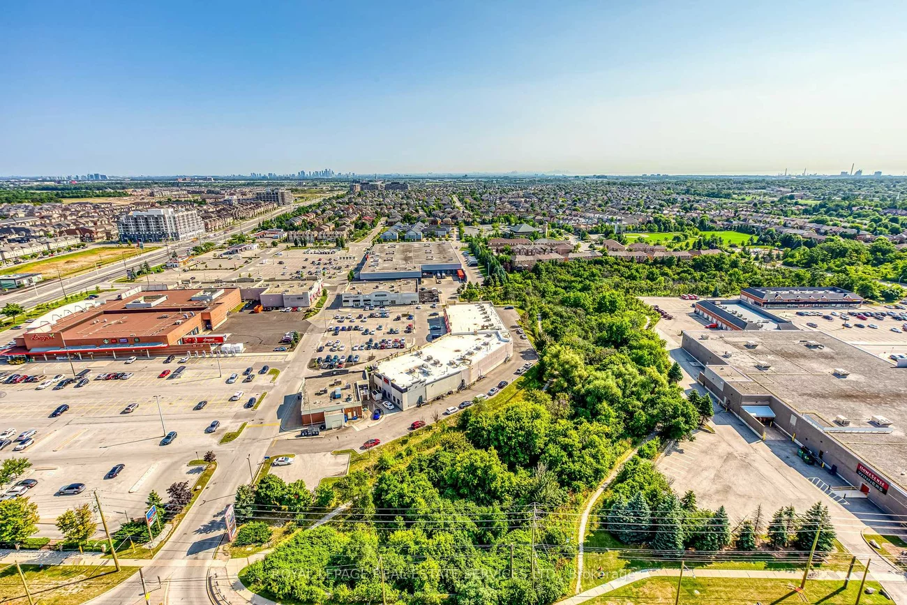 297, Oak Walk, 1015 - RO River Oaks, Oakville