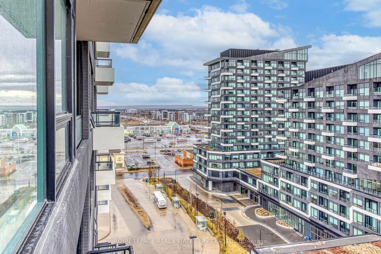 297, Oak Walk, 1015 - RO River Oaks, Oakville