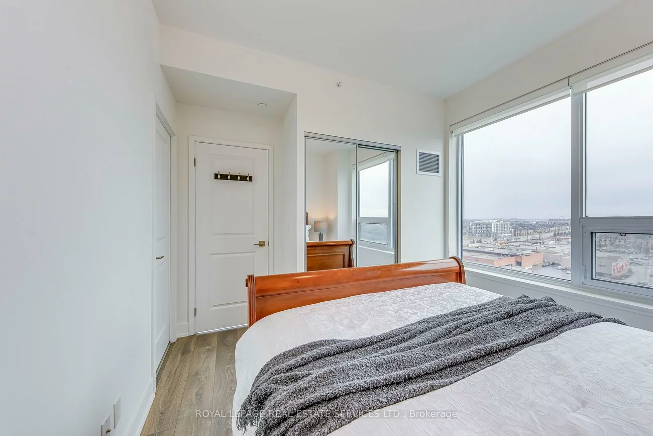 297, Oak Walk, 1015 - RO River Oaks, Oakville
