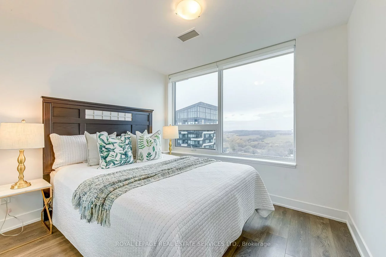 297, Oak Walk, 1015 - RO River Oaks, Oakville