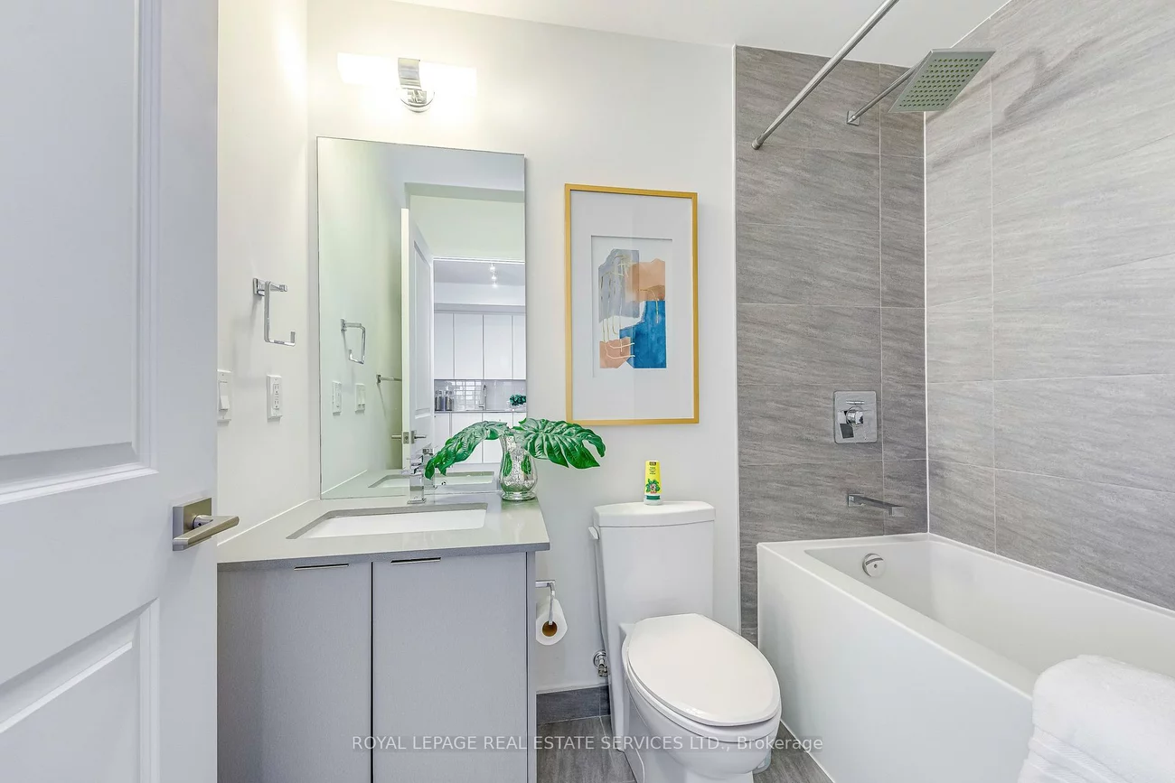 297, Oak Walk, 1015 - RO River Oaks, Oakville