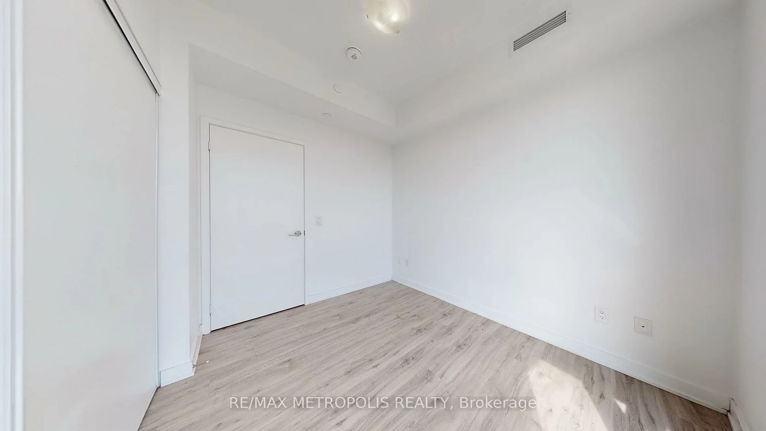 3005, Pine Glen, 1019 - WM Westmount, Oakville