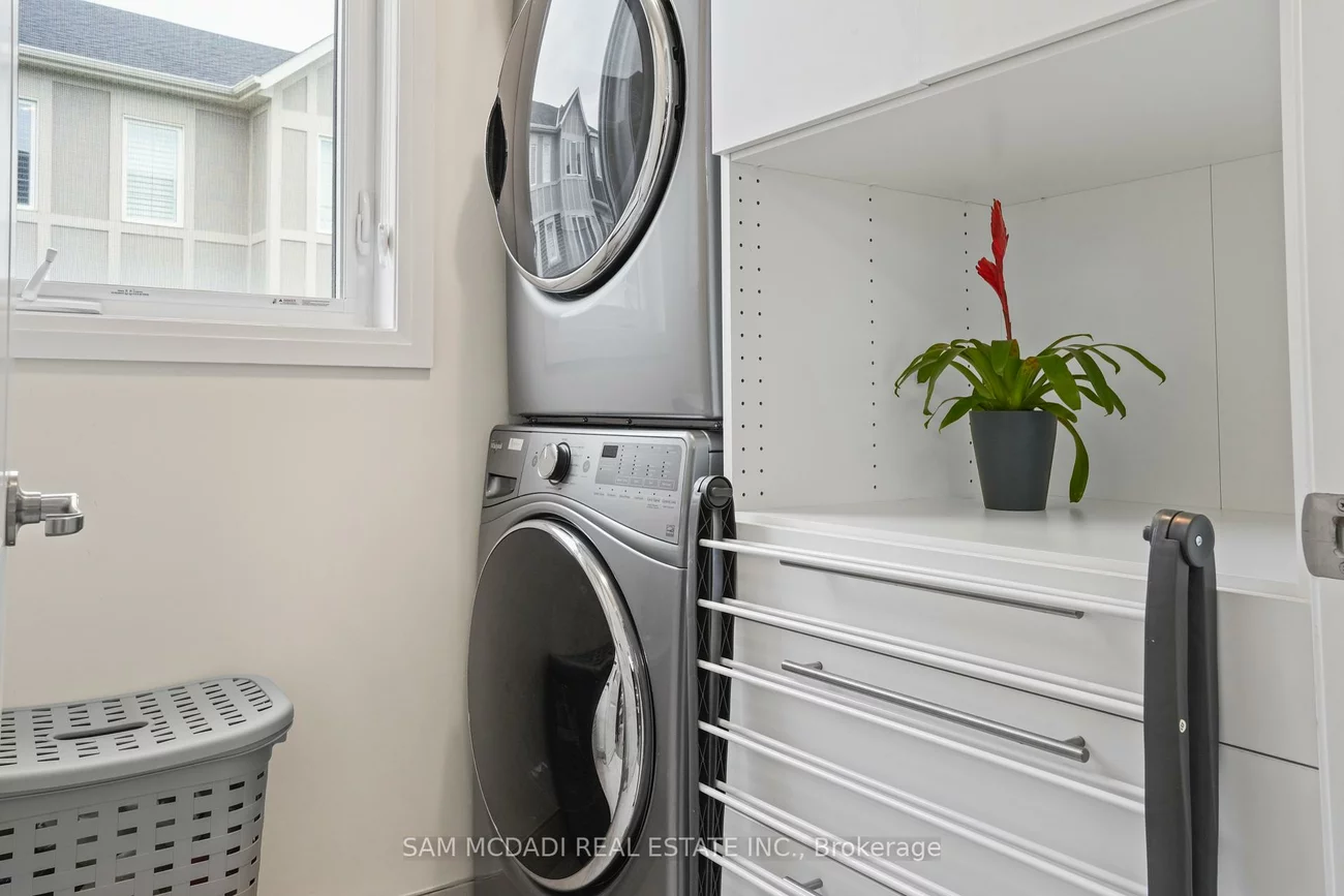 3006, Creekshore Common, 1008 - GO Glenorchy, Oakville