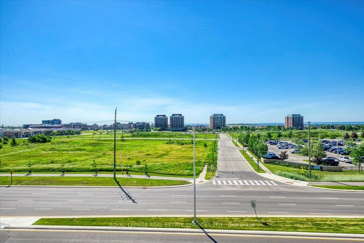 102, Grovewood Common, 1008 - GO Glenorchy, Oakville