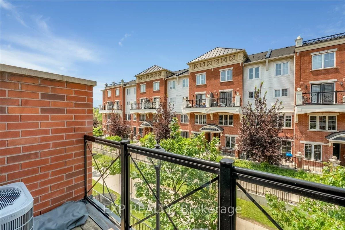 2468, Post, 1015 - RO River Oaks, Oakville