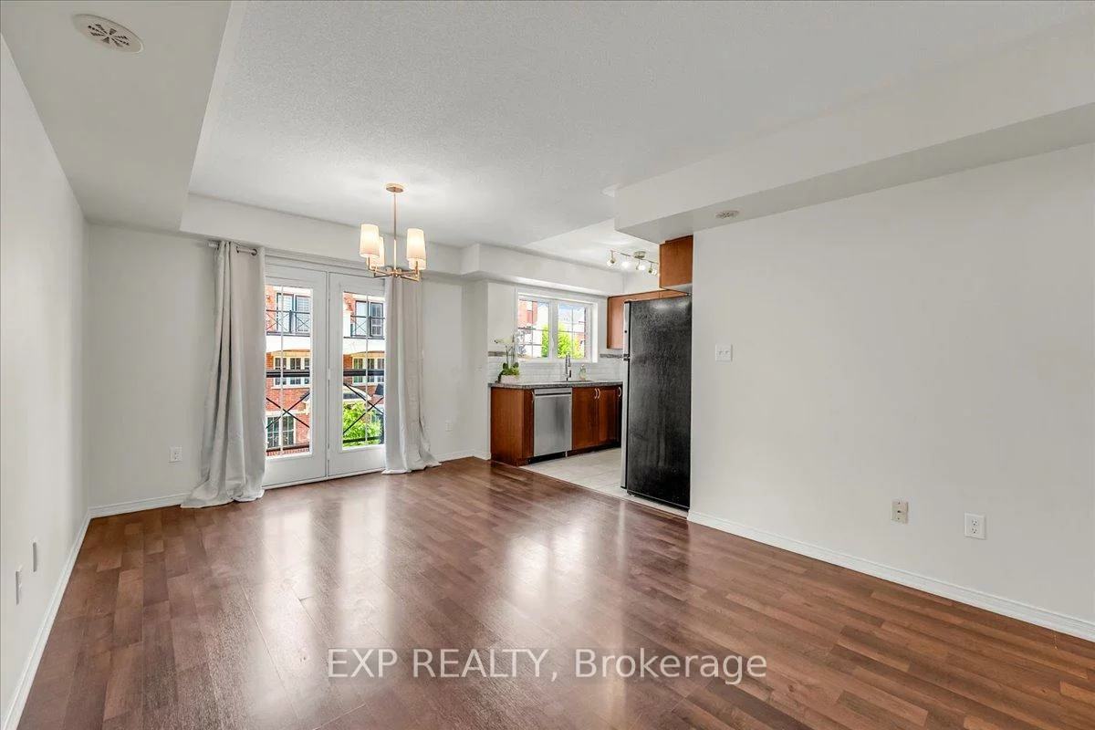 2468, Post, 1015 - RO River Oaks, Oakville
