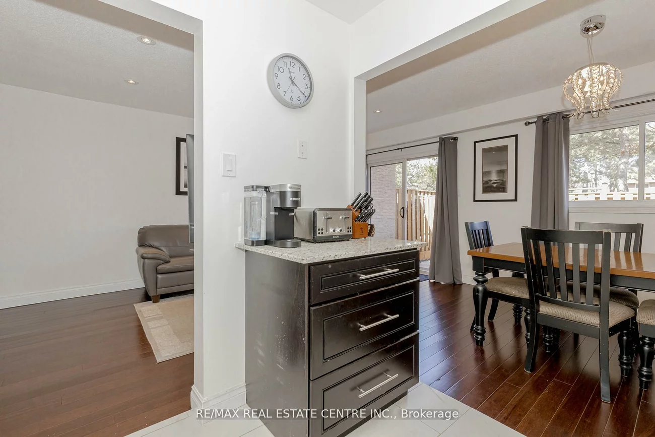 1526, Lancaster, 1005 - FA Falgarwood, Oakville