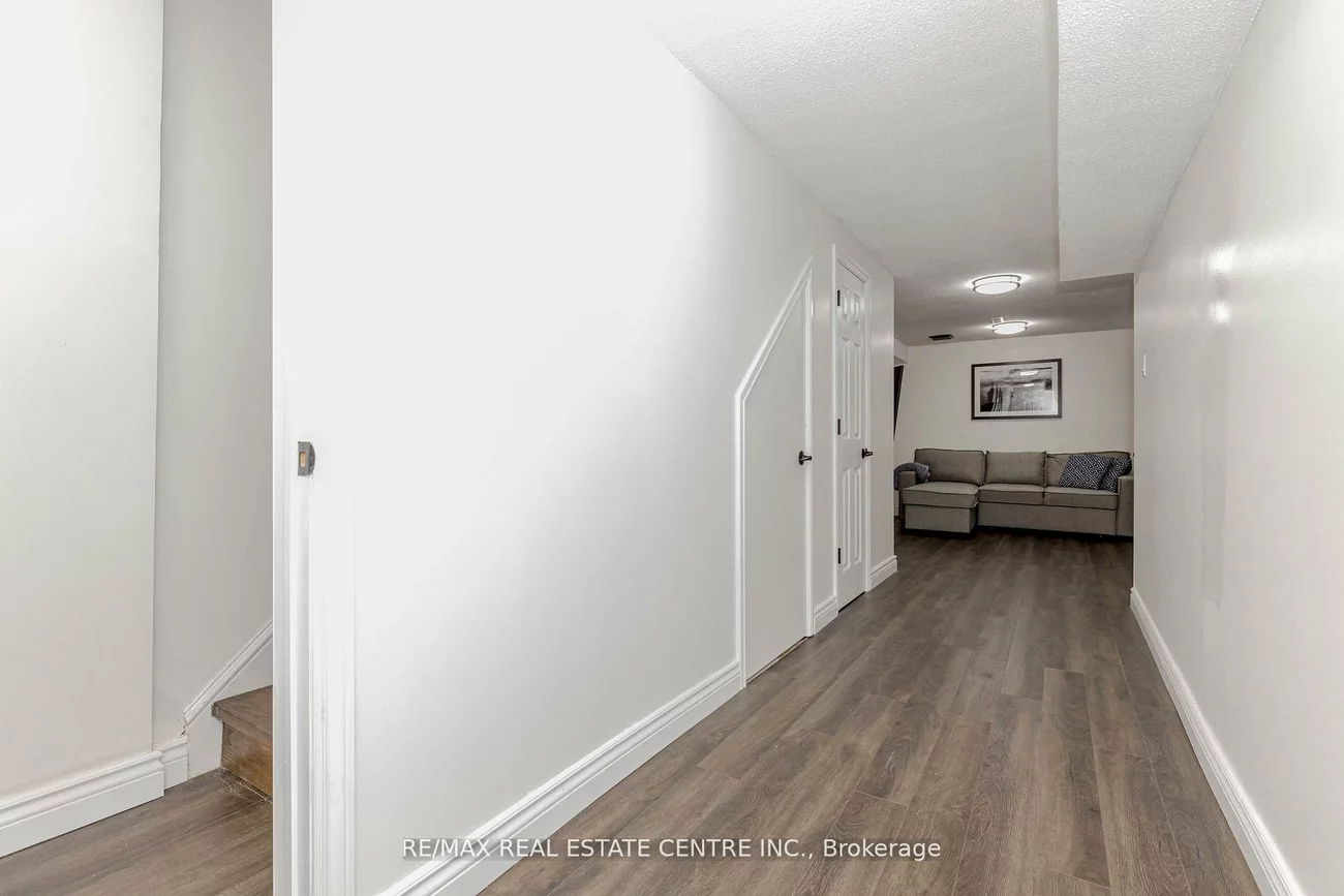 1526, Lancaster, 1005 - FA Falgarwood, Oakville