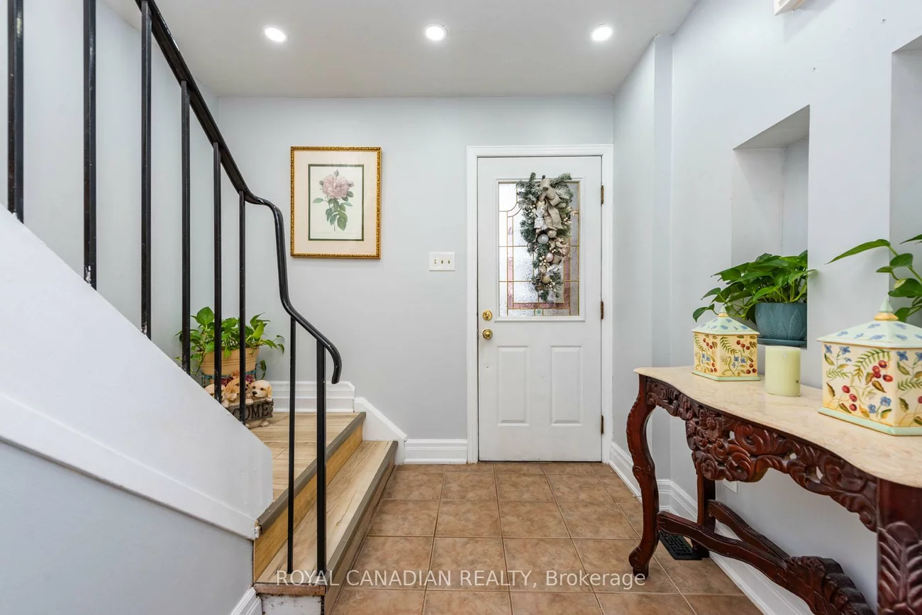 1538, Lancaster, 1005 - FA Falgarwood, Oakville