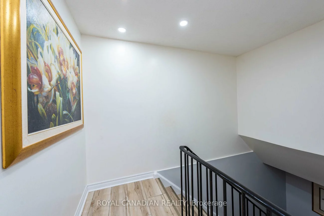 1538, Lancaster, 1005 - FA Falgarwood, Oakville