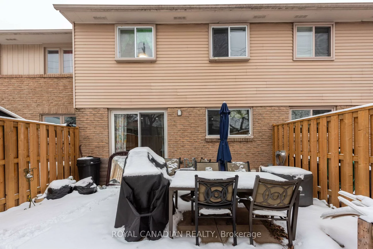 1538, Lancaster, 1005 - FA Falgarwood, Oakville