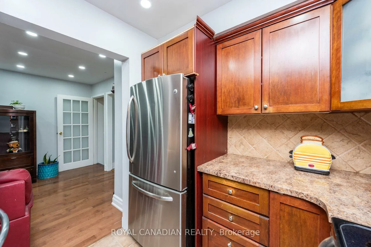1538, Lancaster, 1005 - FA Falgarwood, Oakville