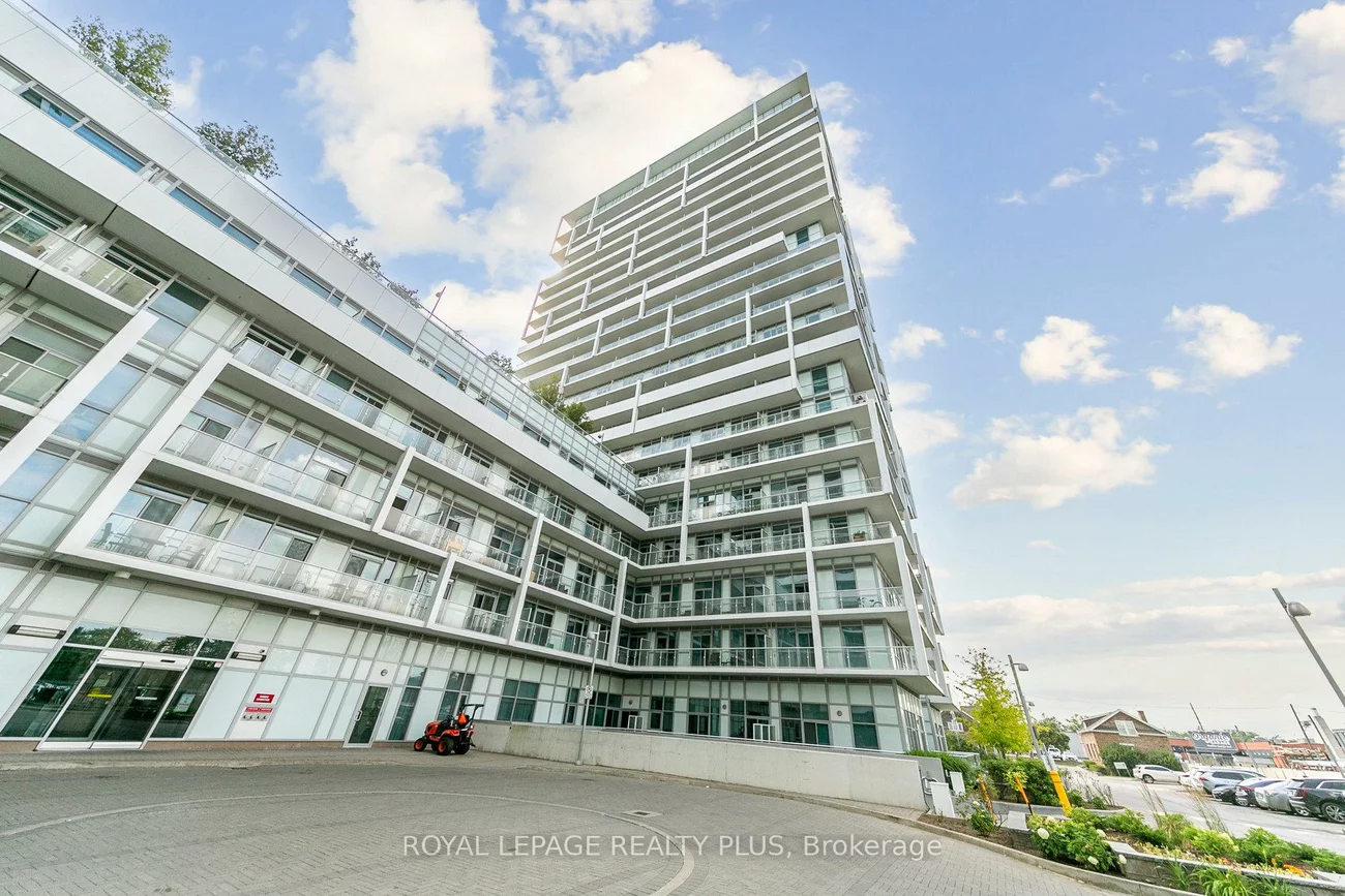 65, Speers, 1014 - QE Queen Elizabeth, Oakville