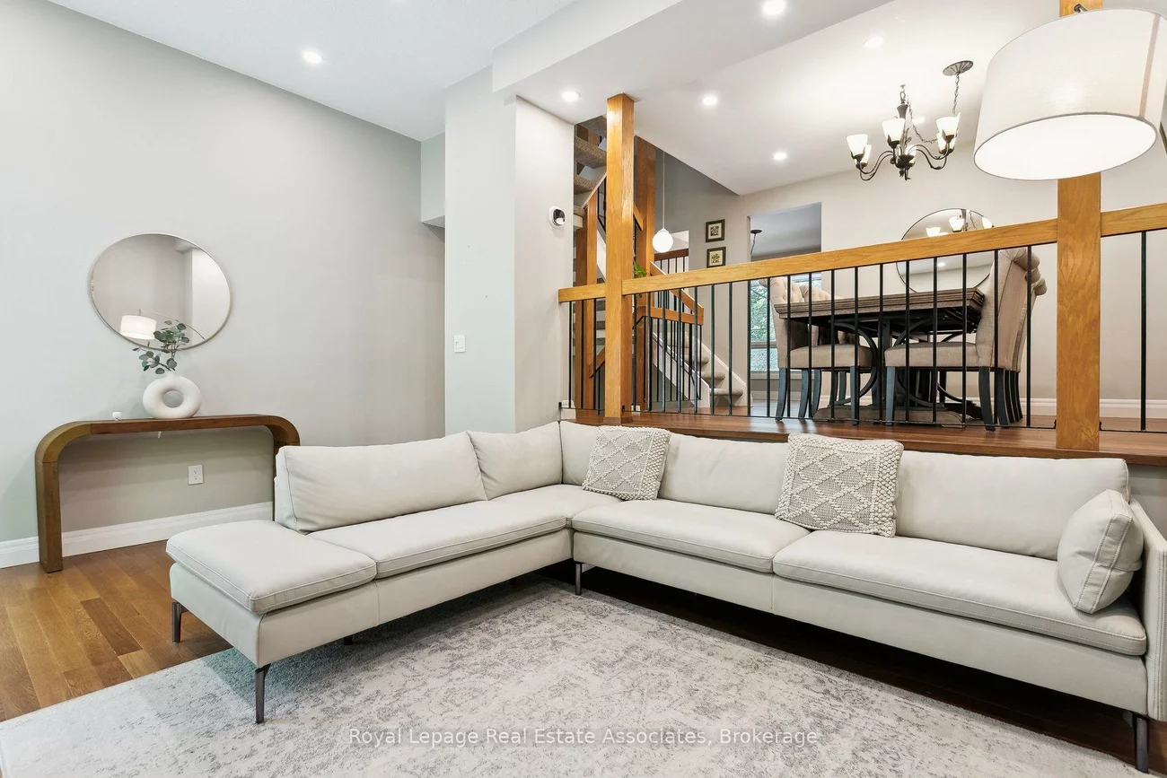 1250, Marlborough, 1003 - CP College Park, Oakville