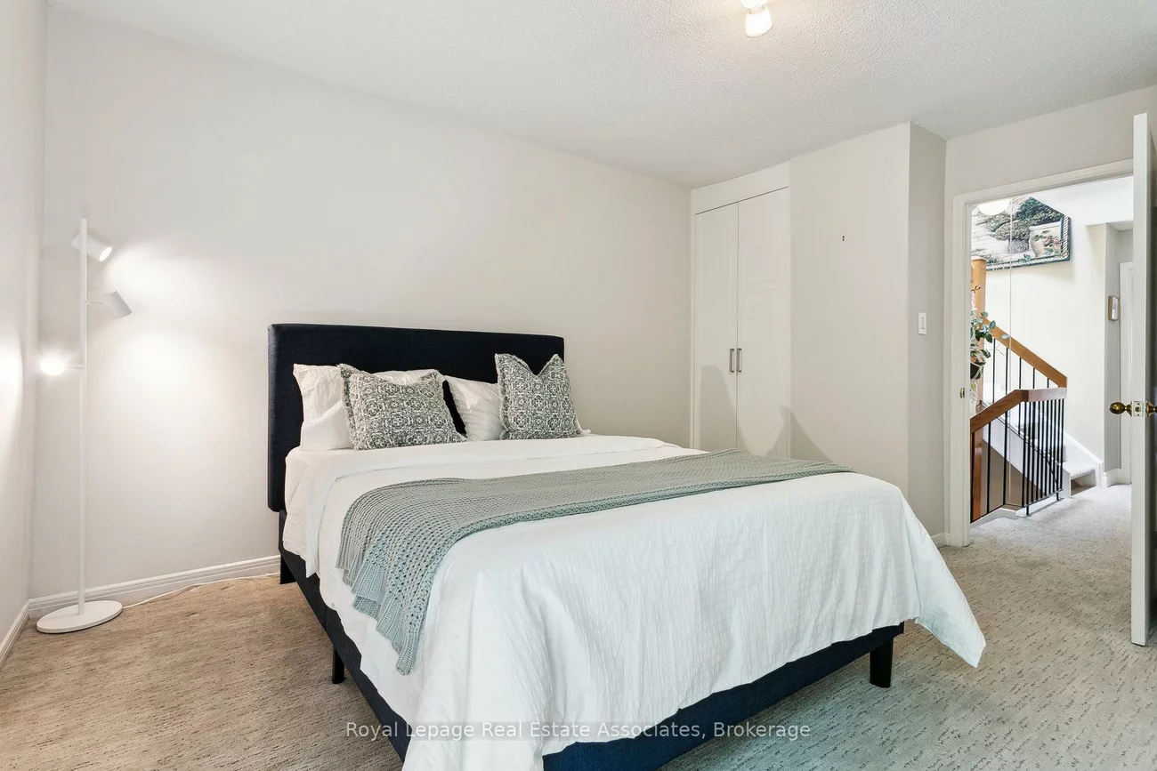 1250, Marlborough, 1003 - CP College Park, Oakville