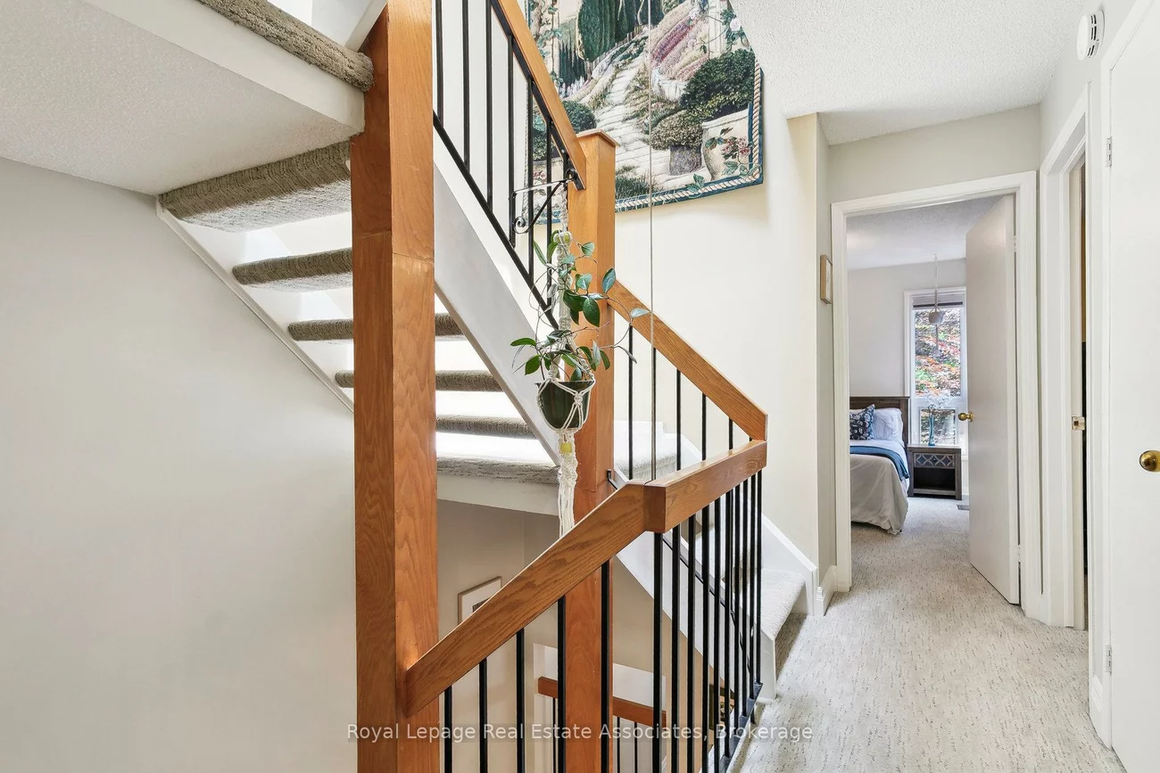 1250, Marlborough, 1003 - CP College Park, Oakville