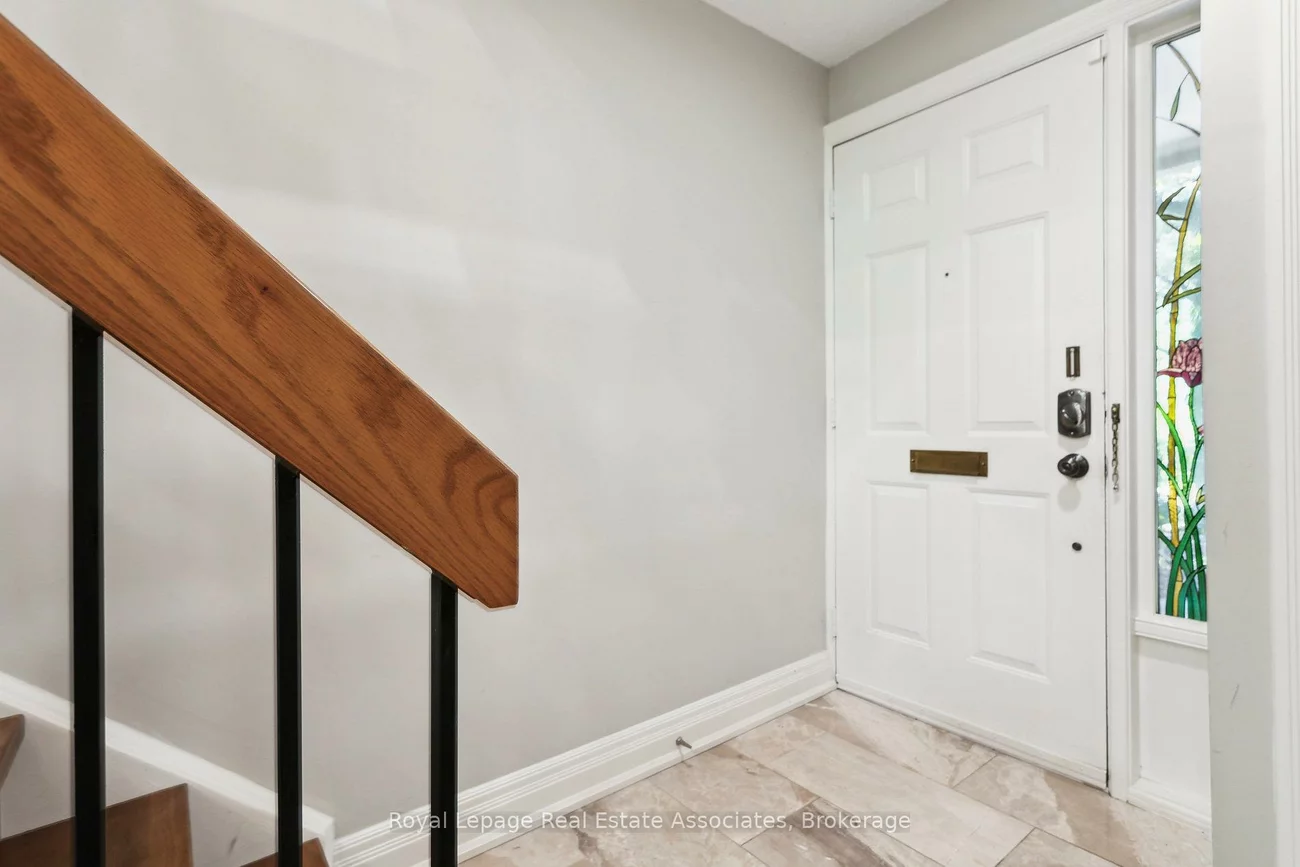 1250, Marlborough, 1003 - CP College Park, Oakville