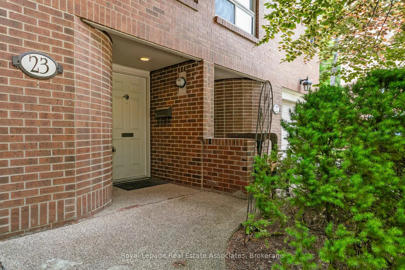 1250, Marlborough, 1003 - CP College Park, Oakville