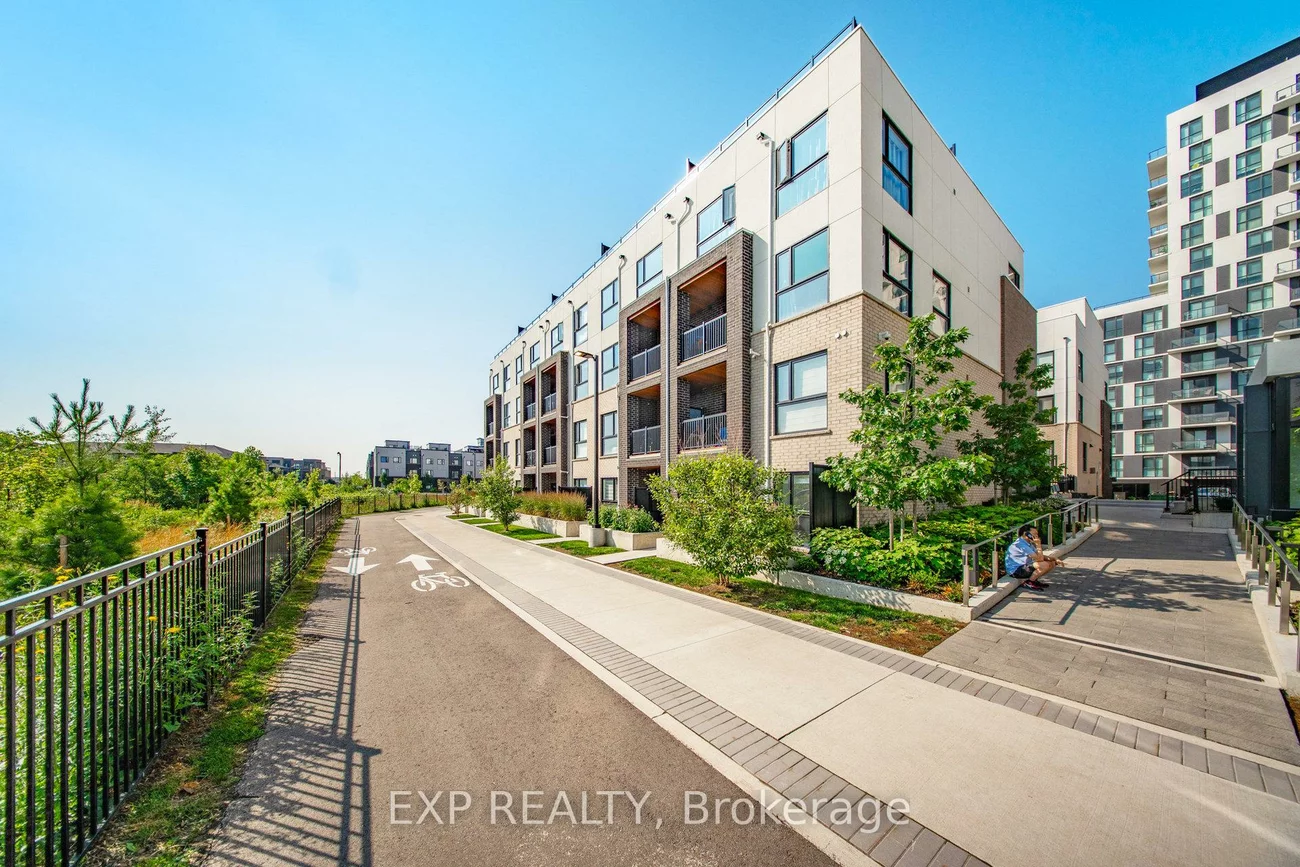 349, Wheat Boom, 1010 - JM Joshua Meadows, Oakville