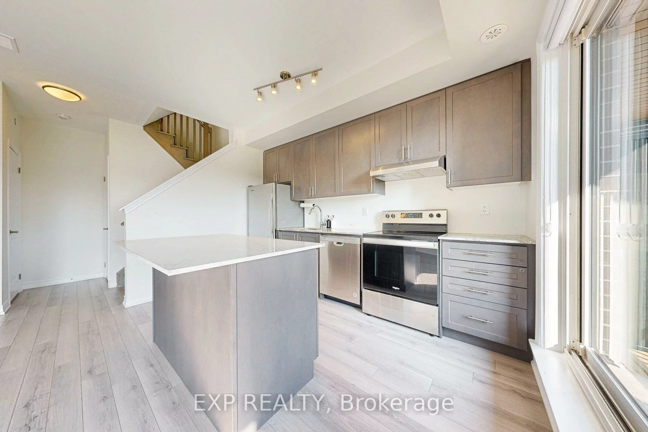 349, Wheat Boom, 1010 - JM Joshua Meadows, Oakville