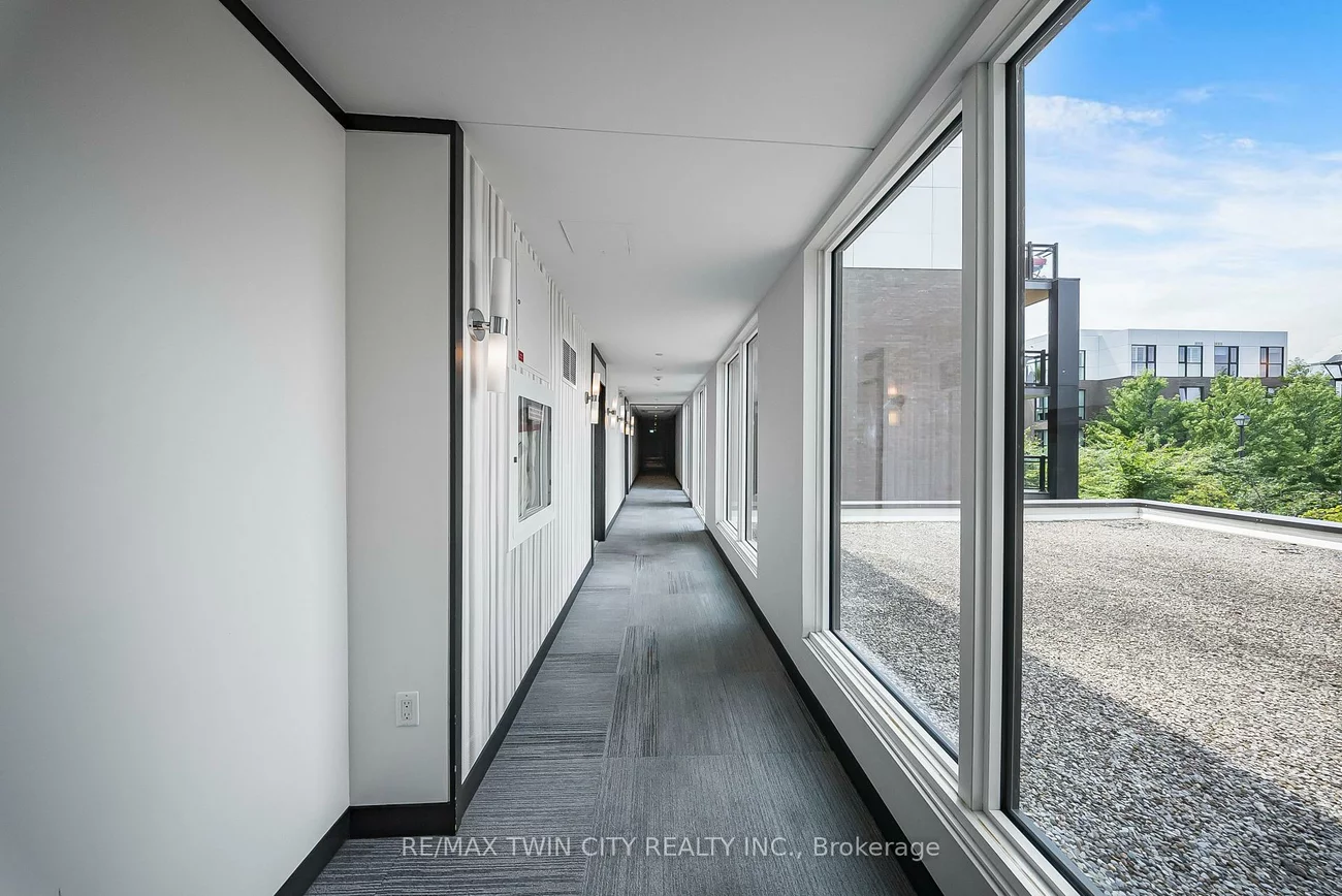 168, SABINA, 1008 - GO Glenorchy, Oakville