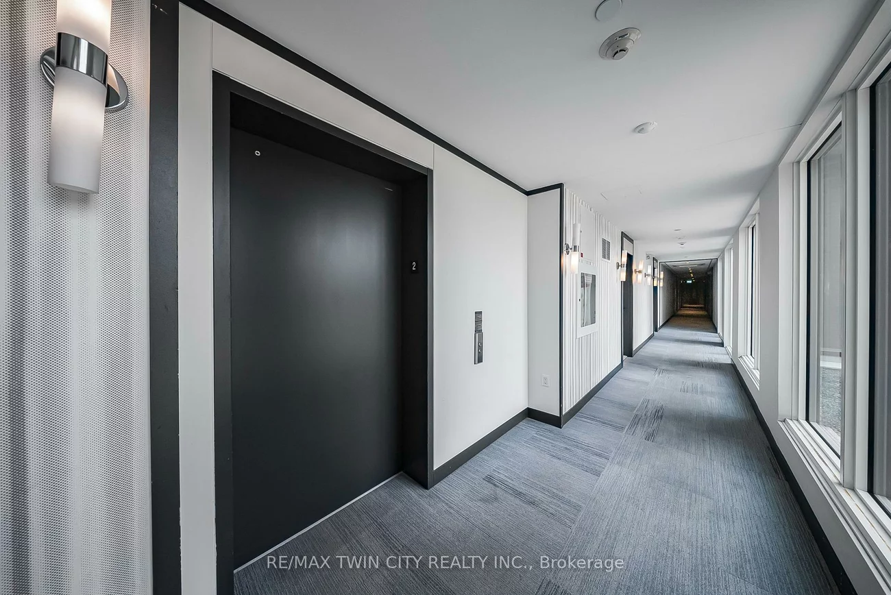 168, SABINA, 1008 - GO Glenorchy, Oakville