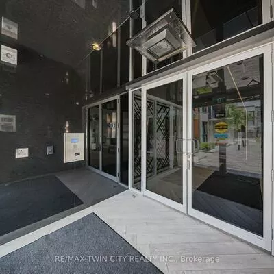 168, SABINA, 1008 - GO Glenorchy, Oakville